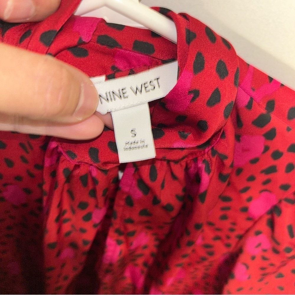 Nine West Red and Pink Blouse - Picture 3 of 3
